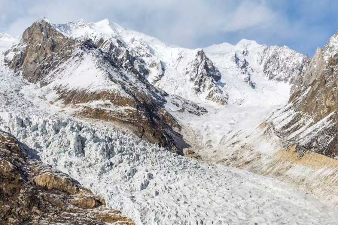 Bujia Gangri Glacier